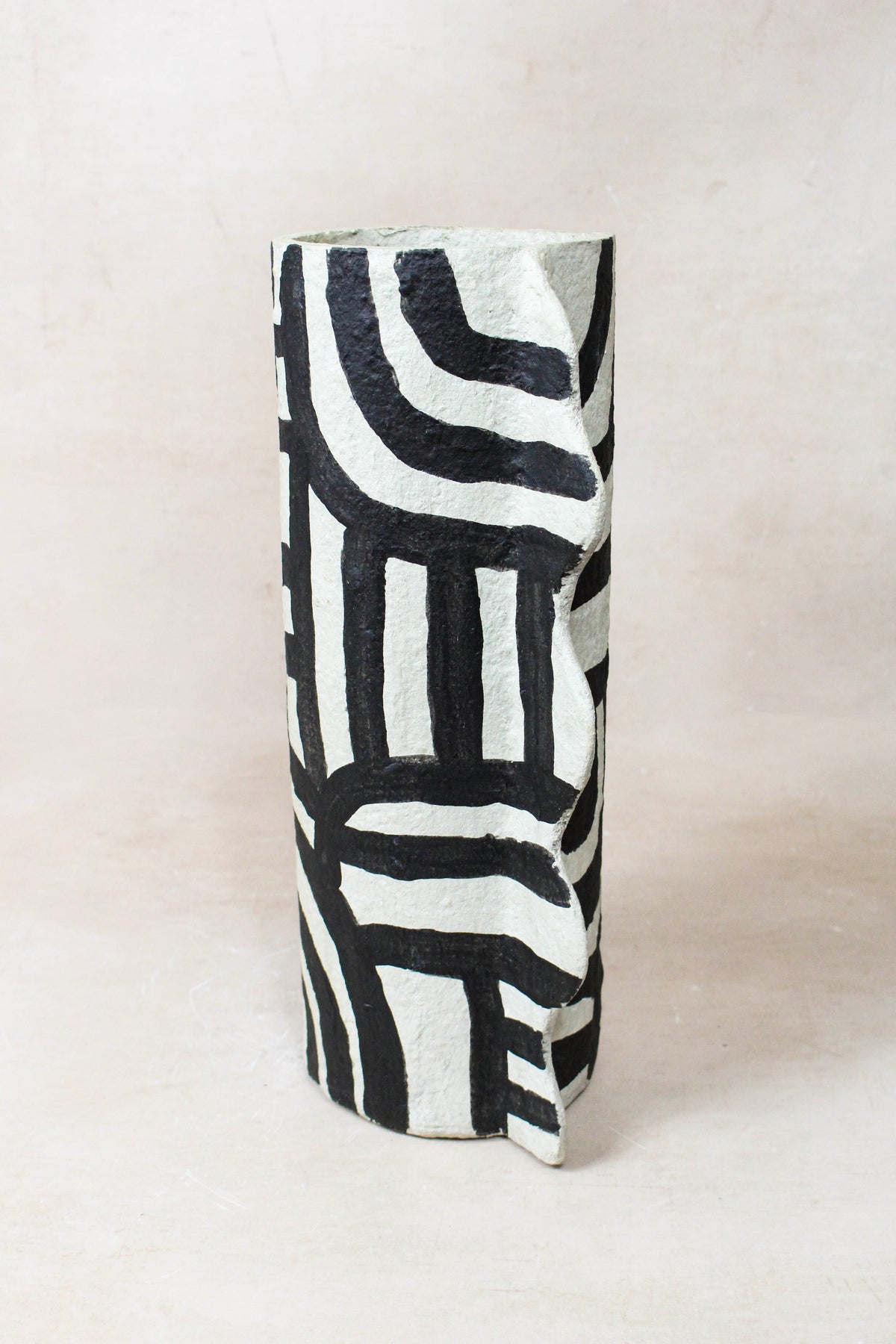 Ligagasi Paper Mache Vase Nº 53