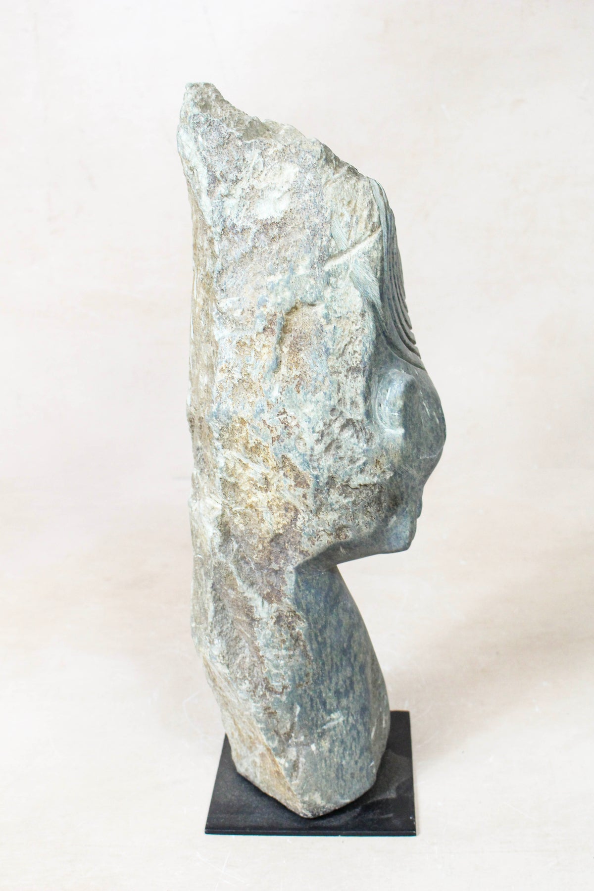 Stone head sculpture by Rizimu Chiwawa Zimbabwe 3112