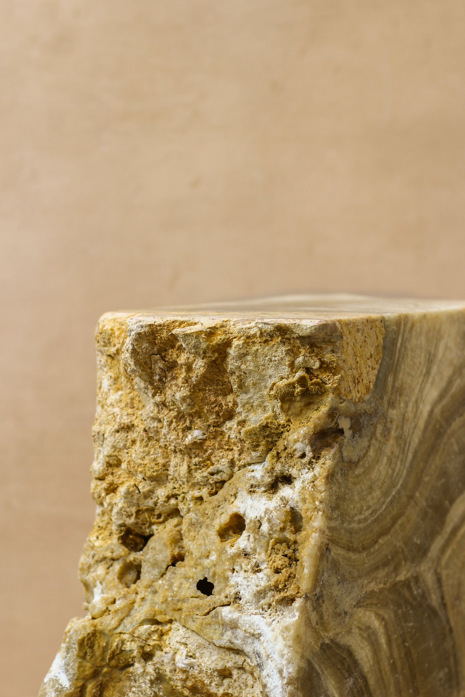 Onyx Side Table Pedestal Raw Cut - Solid - No 3