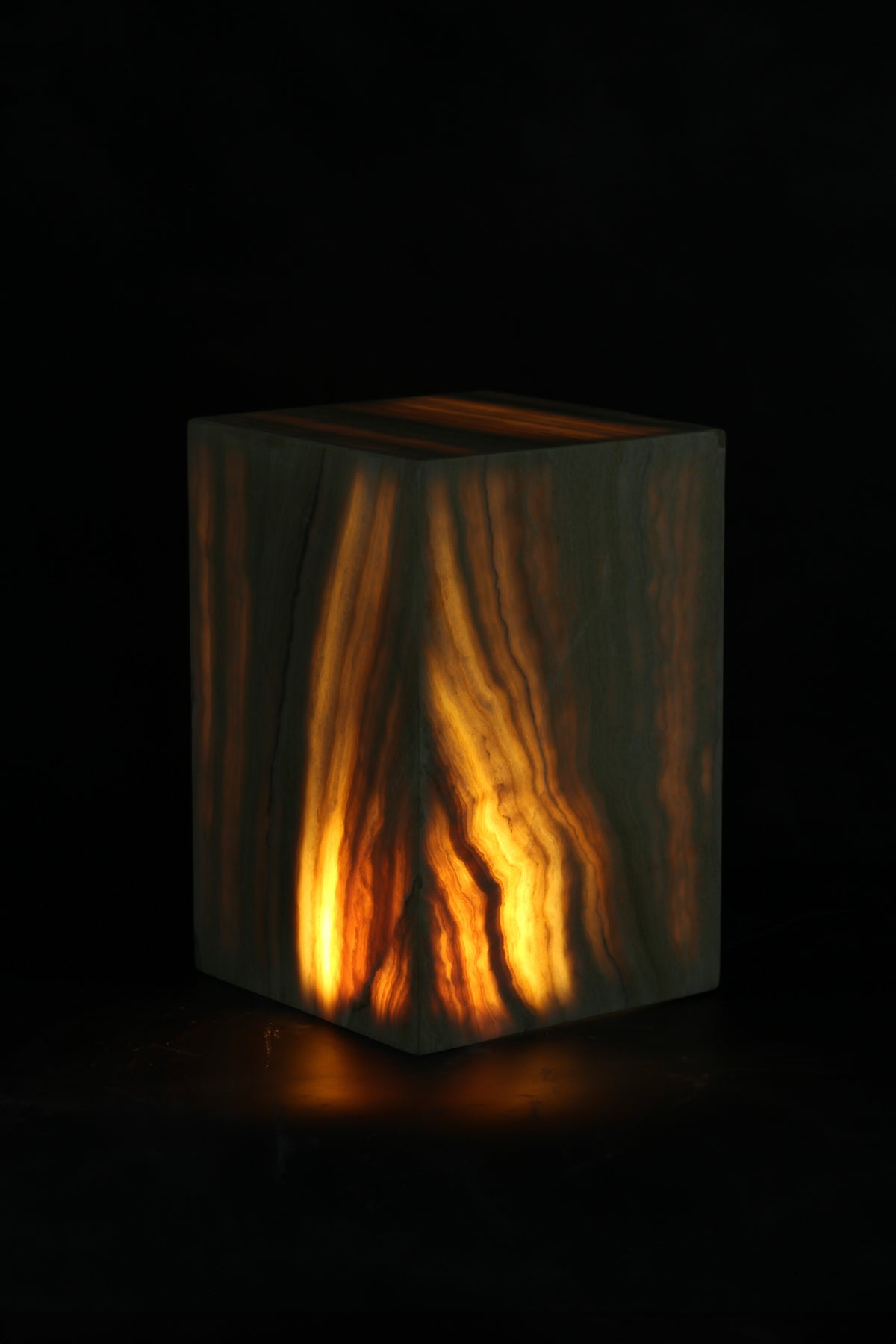 Onyx Side Table Pedestal - Hollow - No 9