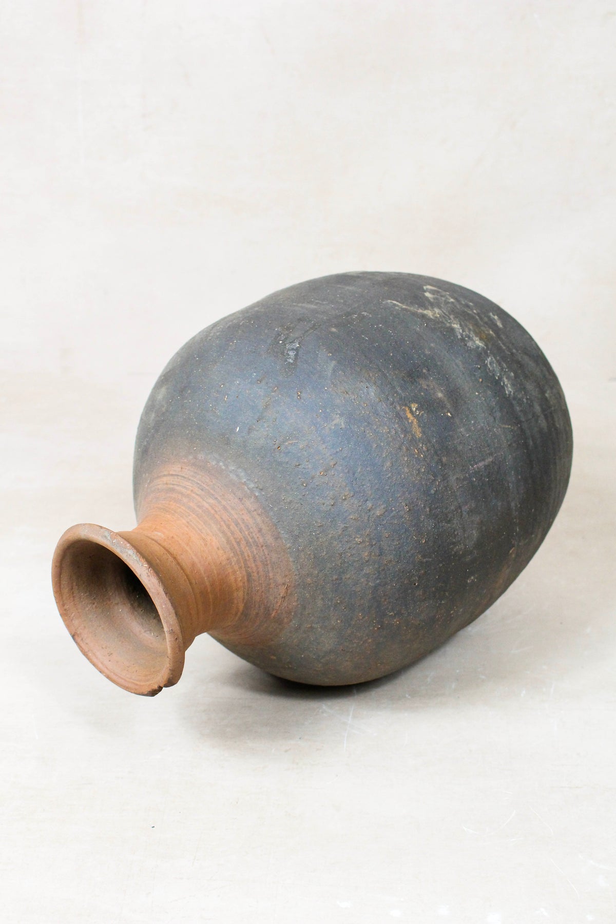 Antique Asian Rice Wine Vase n° 35