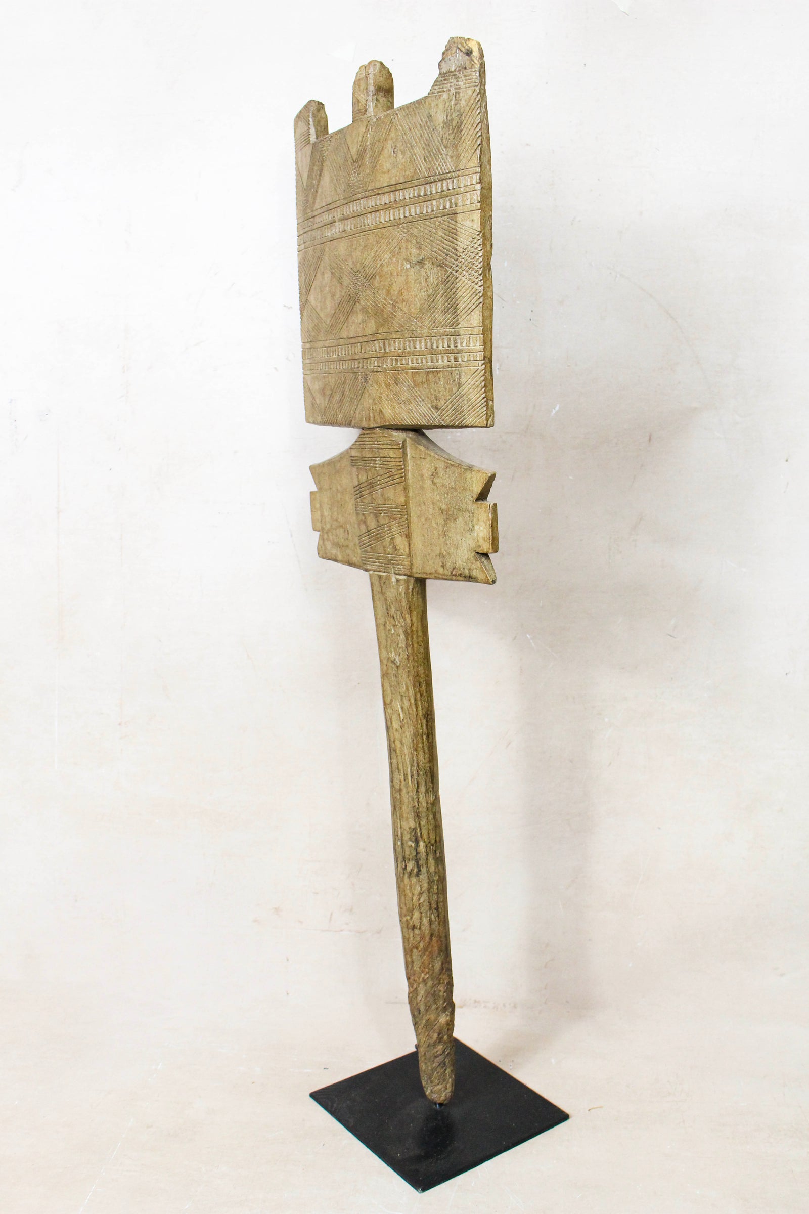 Tuareg tent peg sculpture - 55.2