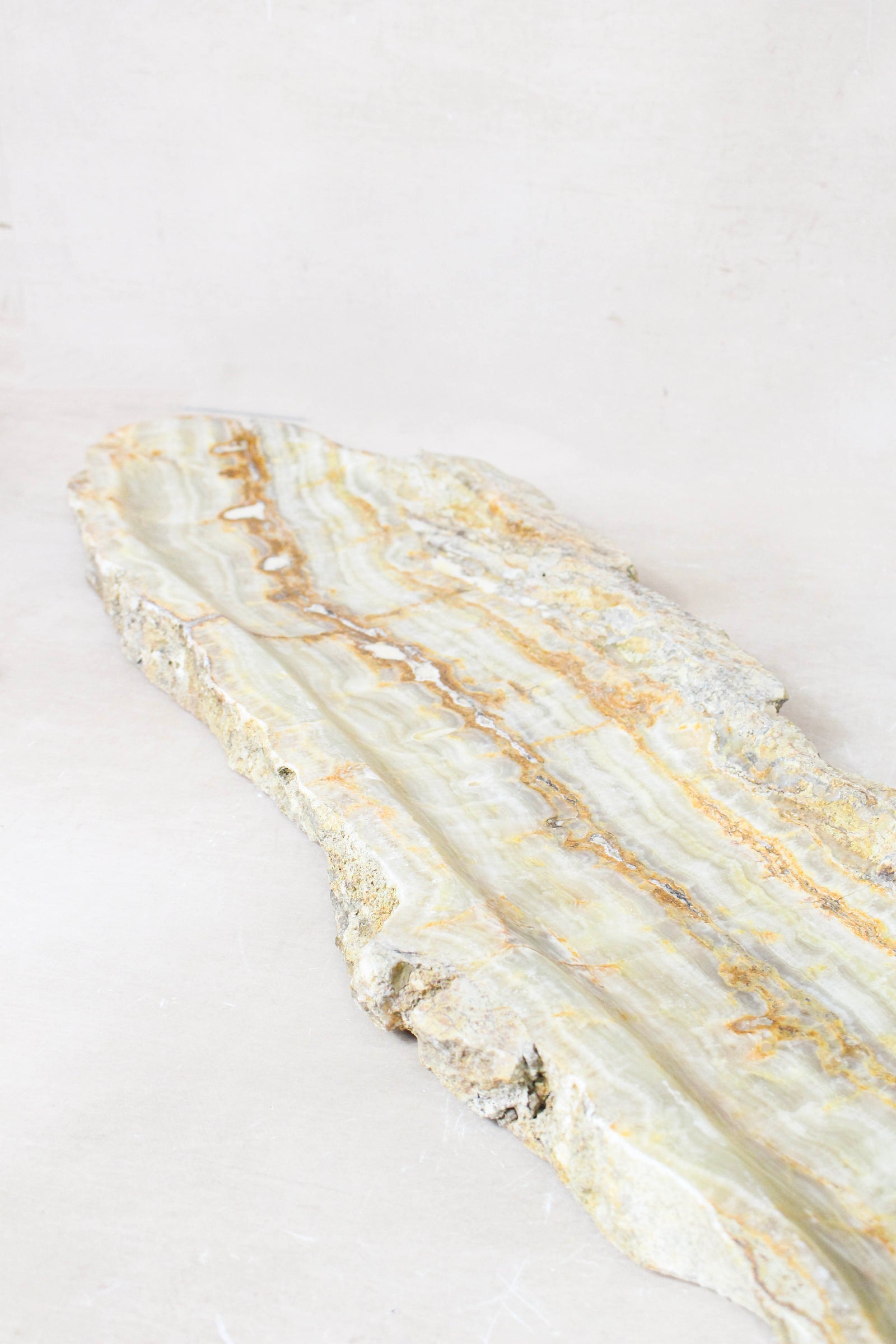 Premium Onyx Tray Raw Edge POB 25