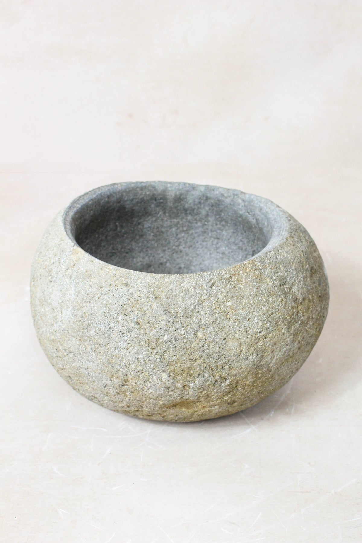 River Stone Planter Pot 22.13