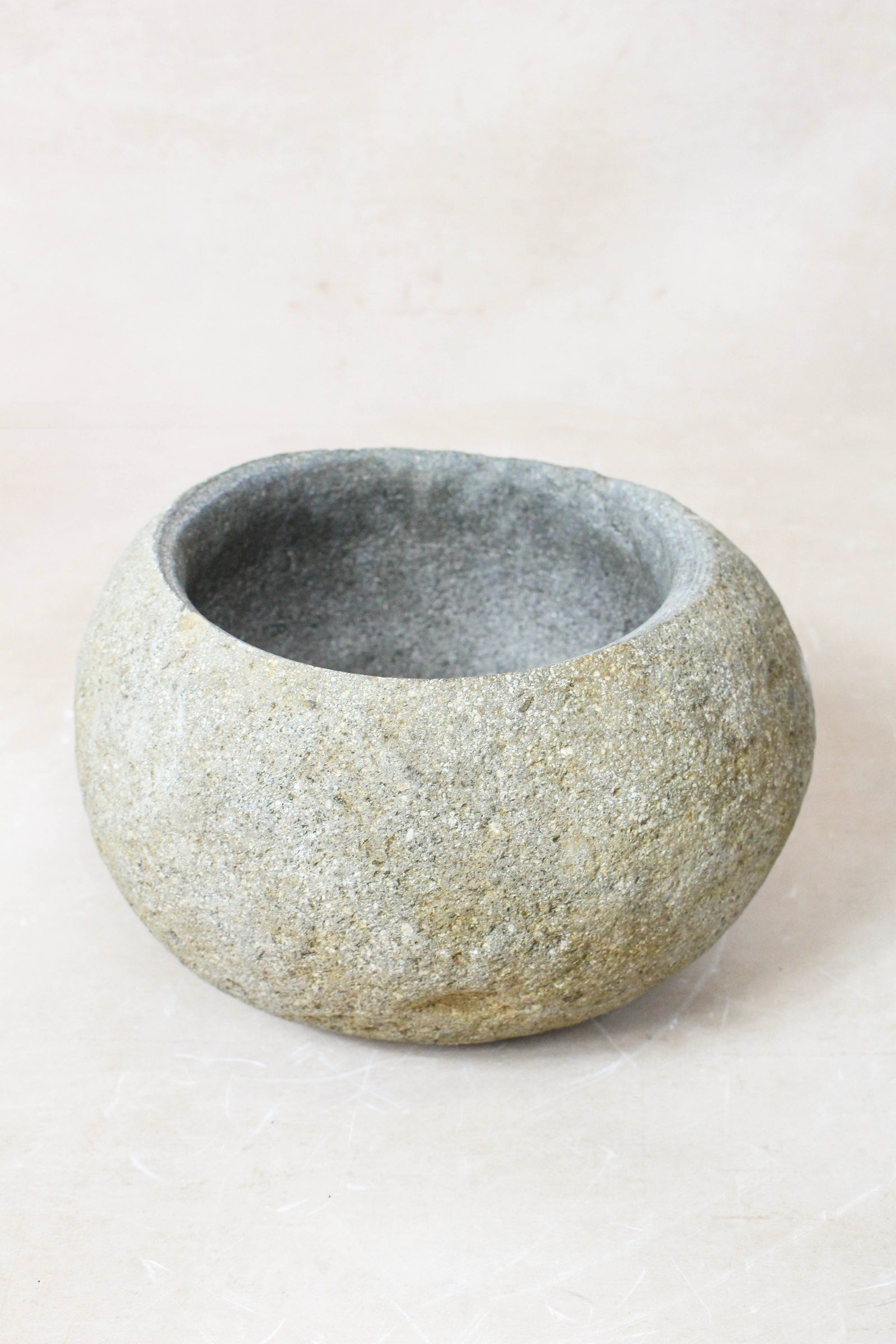 River Stone Planter Pot 22.13