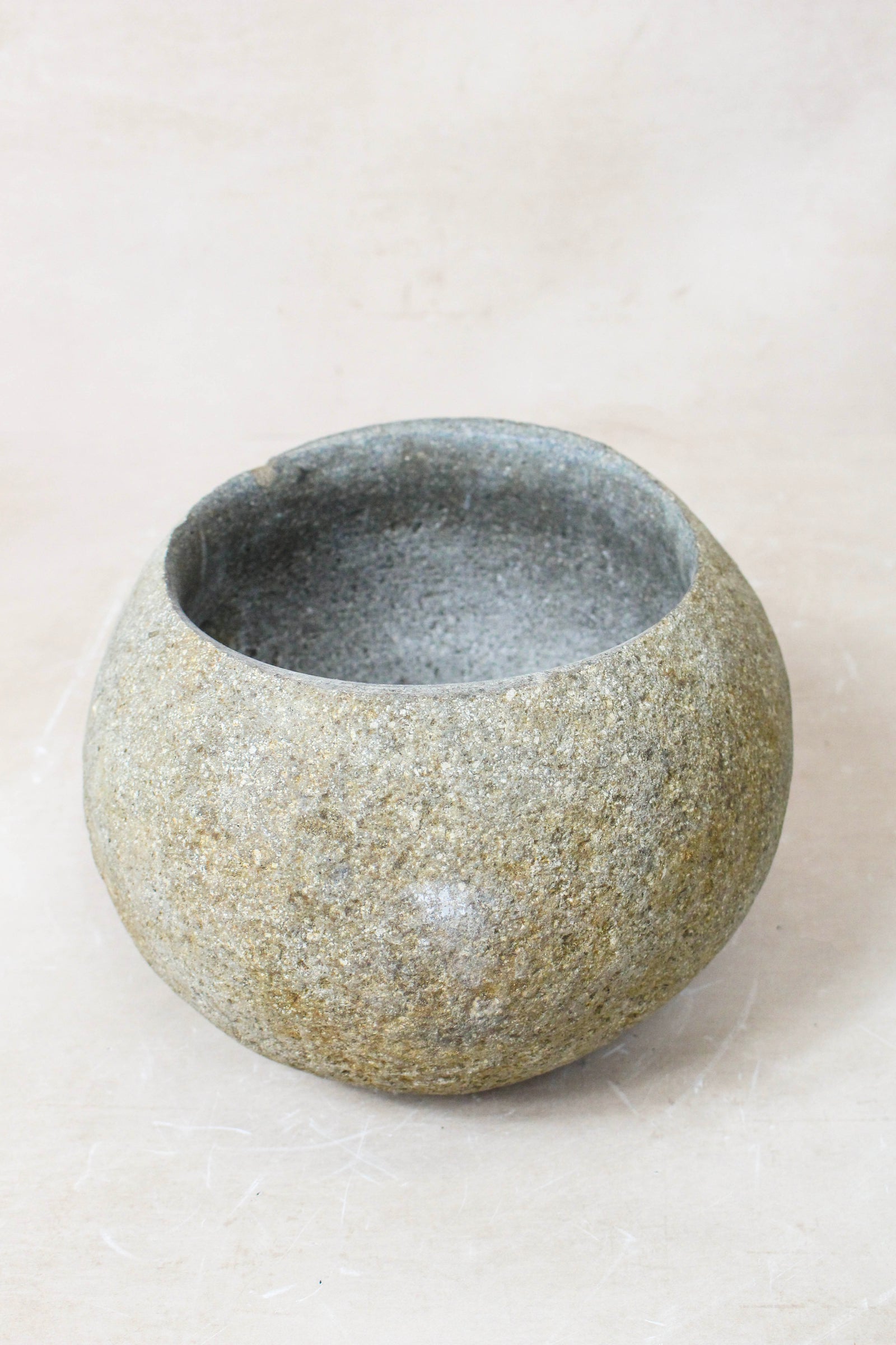 River Stone Planter Pot 22.13