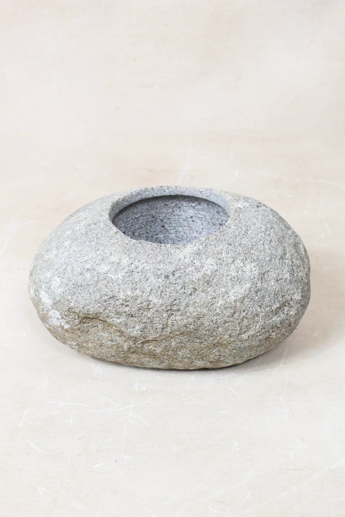 River Stone Planter Pot 22.14
