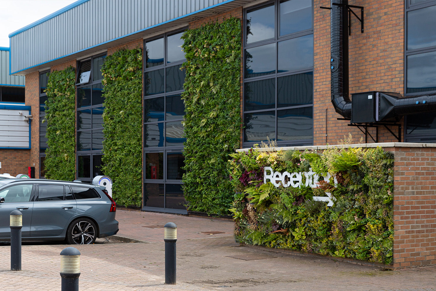 Outdoor Living Wall Panels