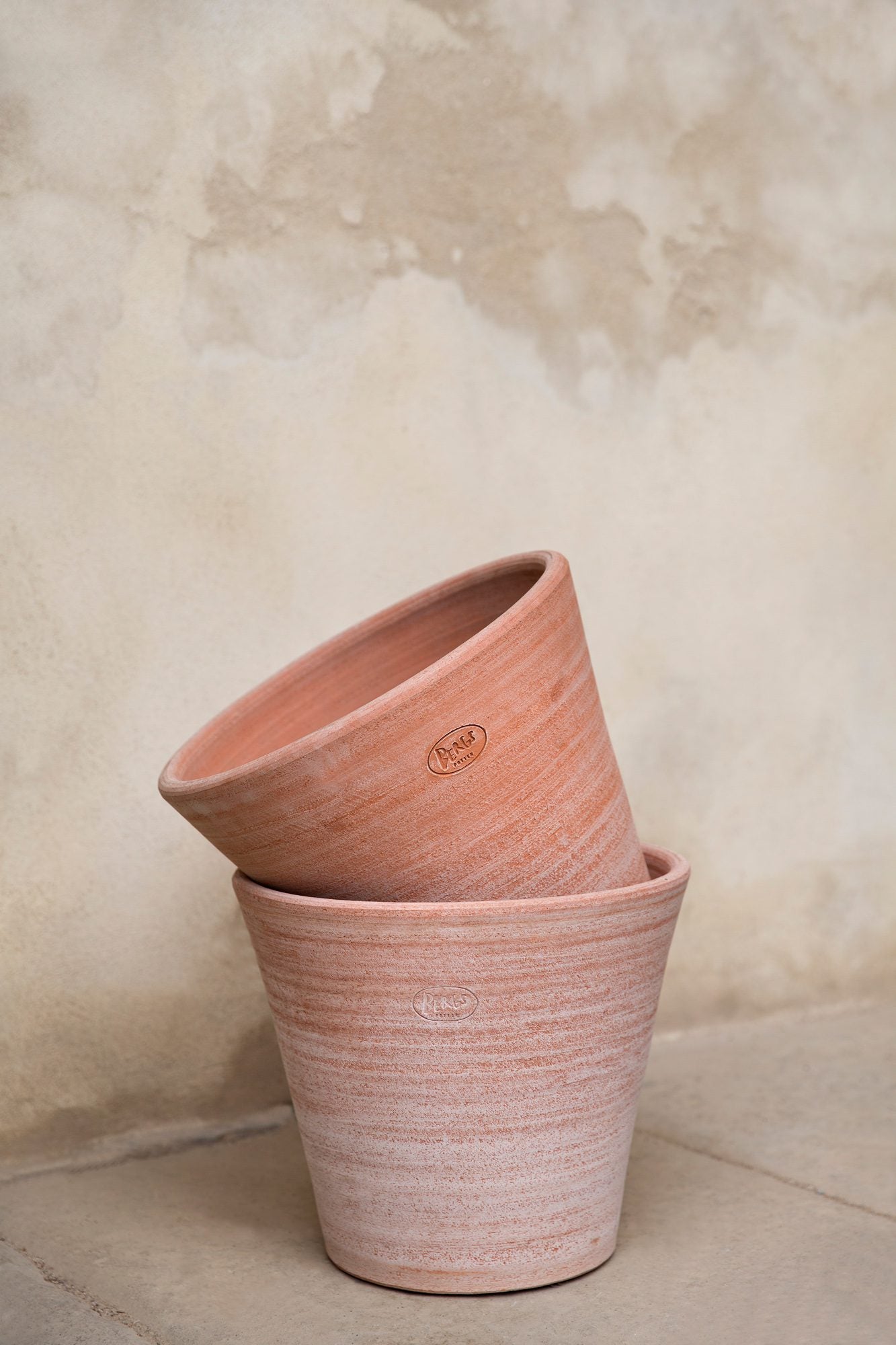 Julie Plant Pot and Saucer - Raw Antique Rosa