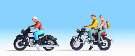 Hand-painted motorcyclist miniature terrarium figures, 1:87 scale