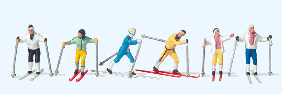Hand-painted cross-country skier miniature terrarium figures, 1:87 scale