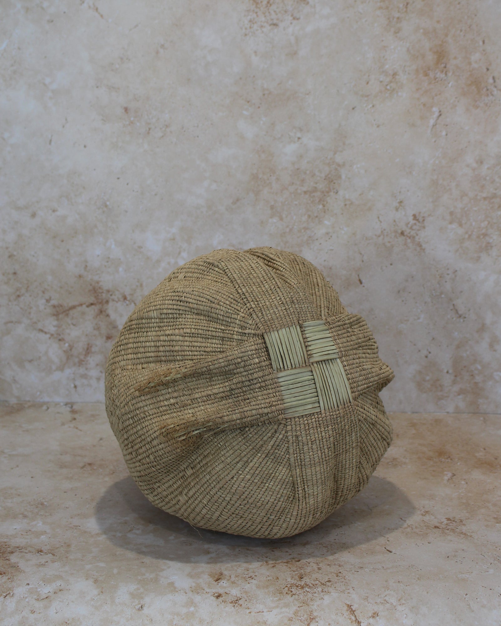 Garlic Gourd woven basket - Zimbabwe - 126.7