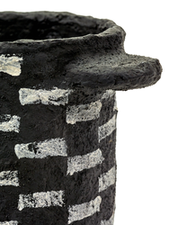 Black Horizontal Stripe Pot