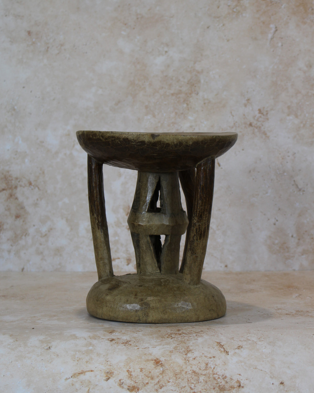 Tonga Stool - 173.3