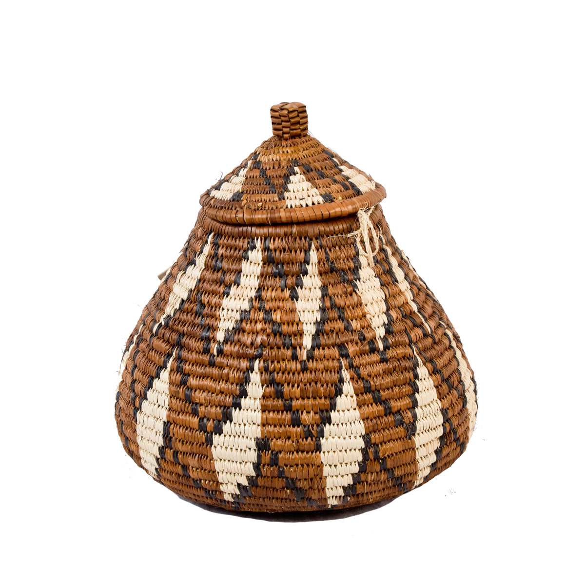 Zulu Ukhamba - traditional basket TR89.1