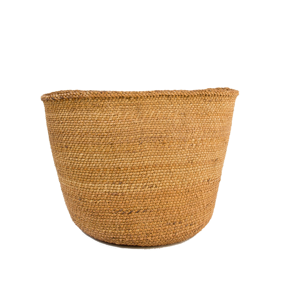 Handwoven natural Iringa basket in Milulu grass from Tanzania