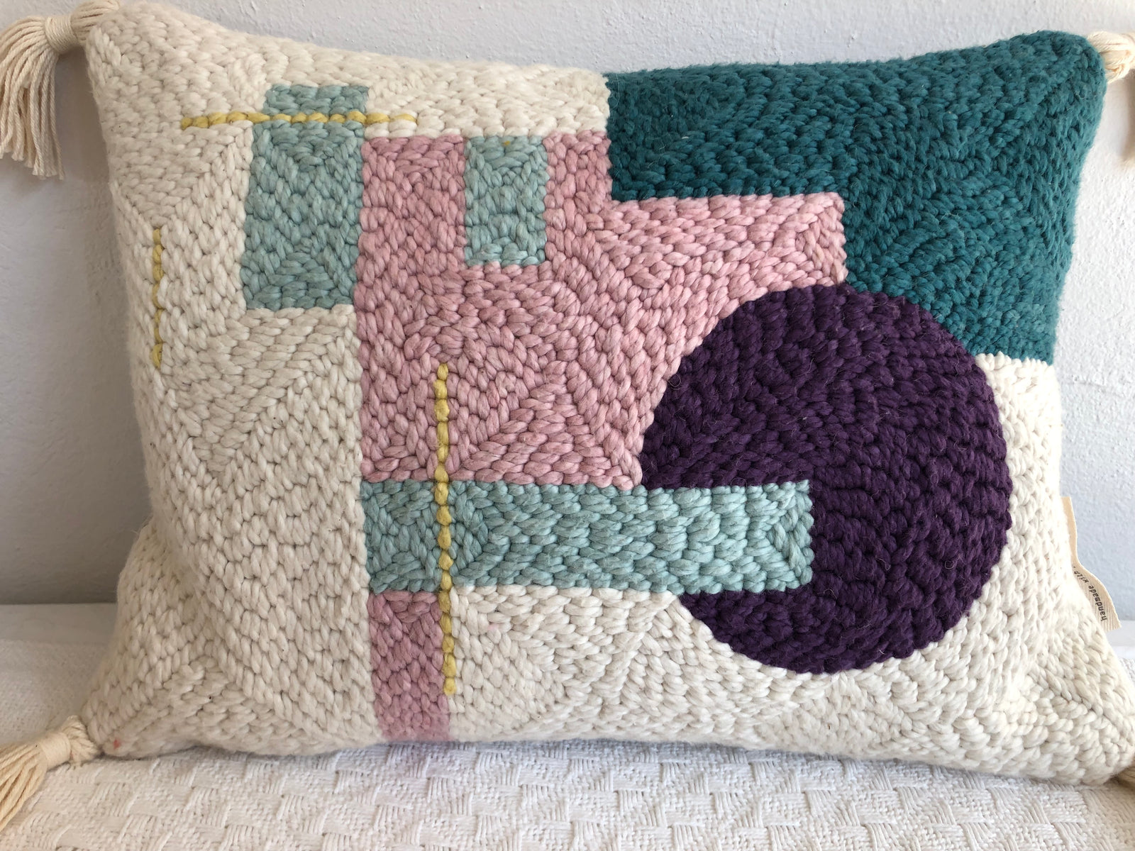 Hand-punched cotton cushion cover, geometric pattern 2, 40×30cm