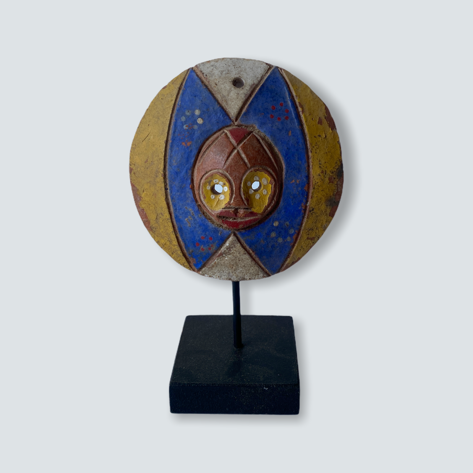 Zaire passport mask