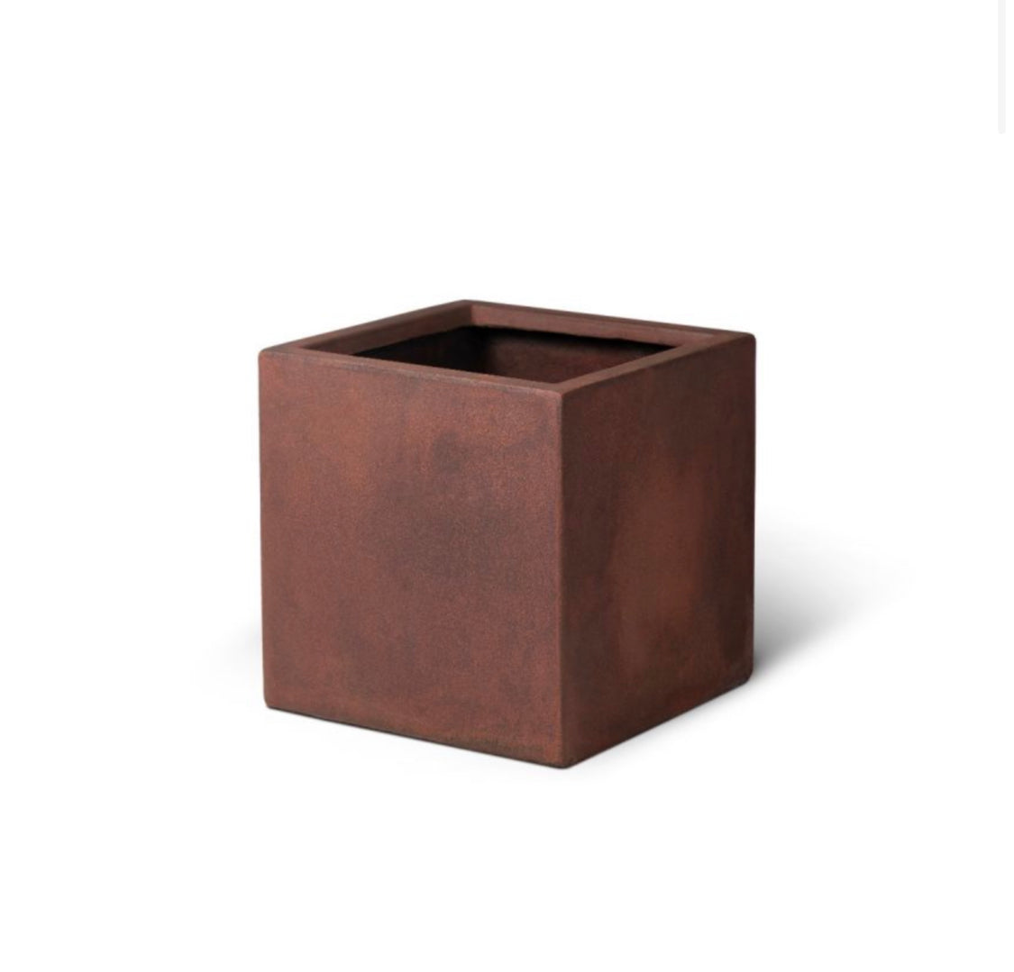 Rustic-finish square concrete planter, for indoors or out