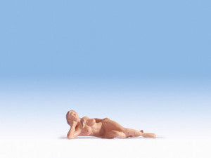 Nudist Andrea - Figure 1584404