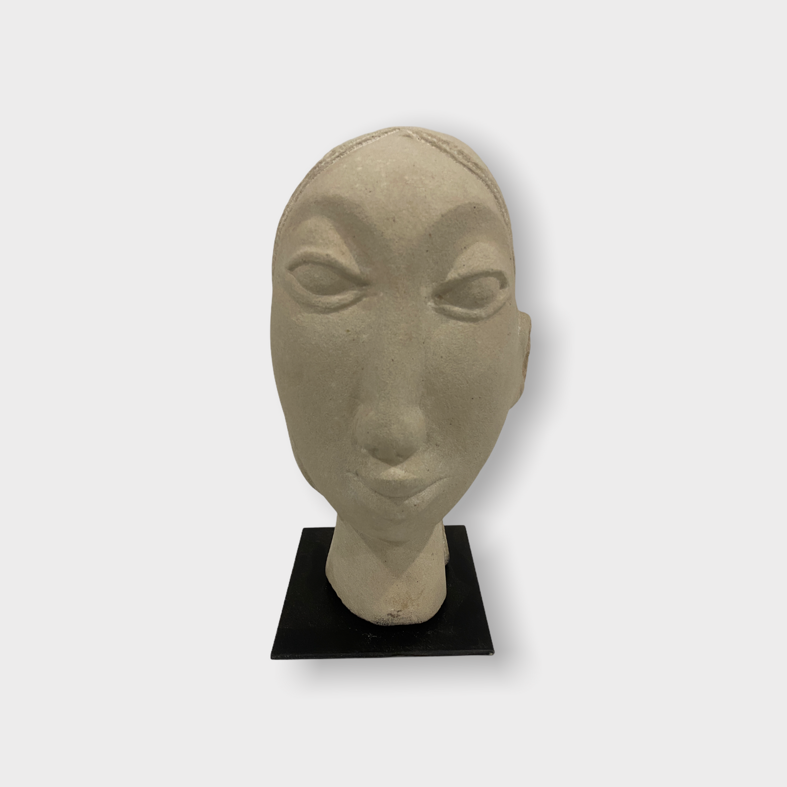 Stone head sculpture by Rizimu Chiwawa Zimbabwe (3107)