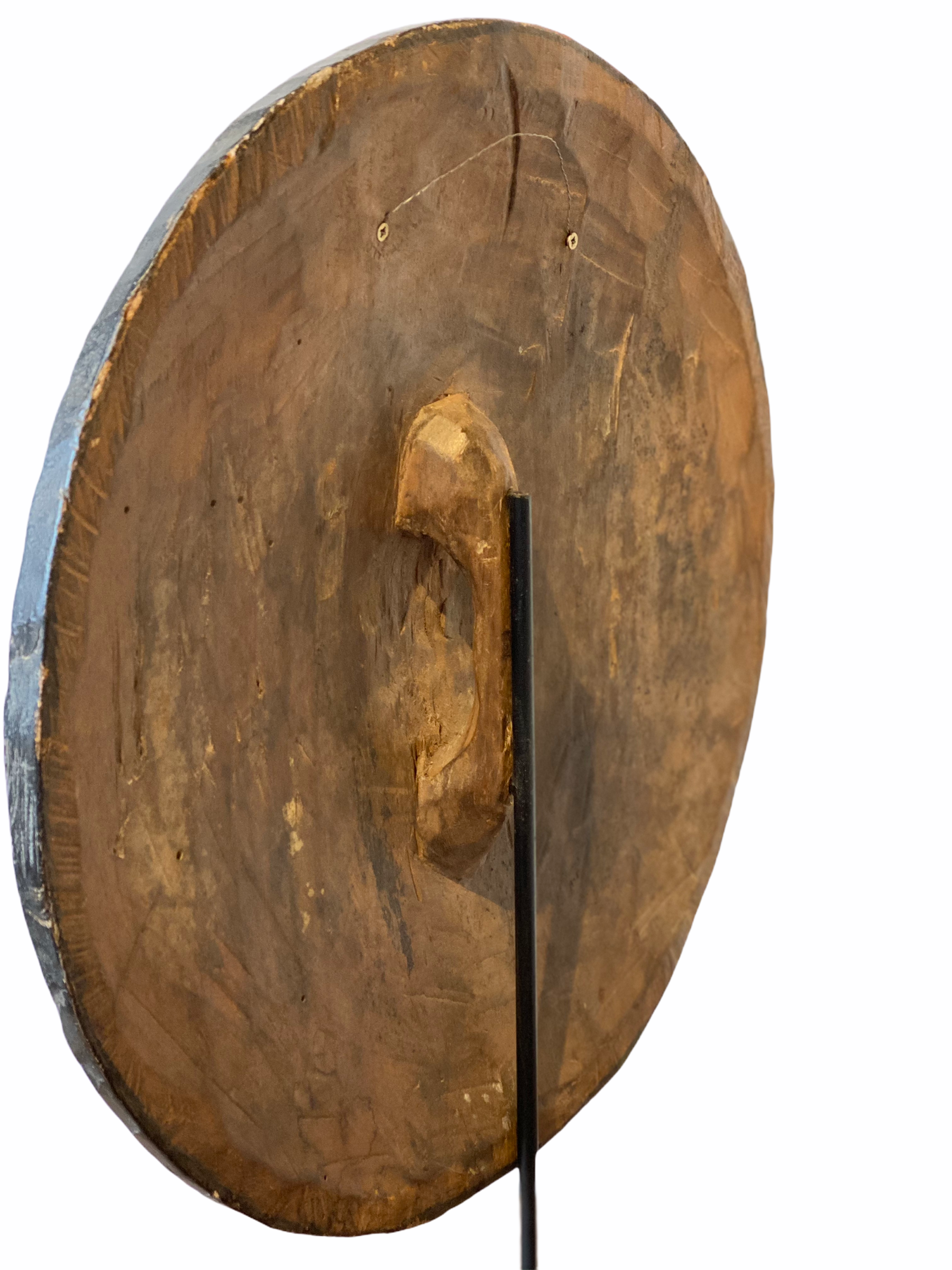 Cameroon Shield - L - 57cm