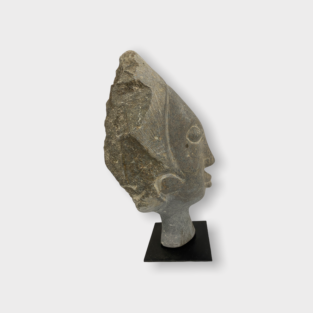 Stone head sculpture by Rizimu Chiwawa Zimbabwe (3110)