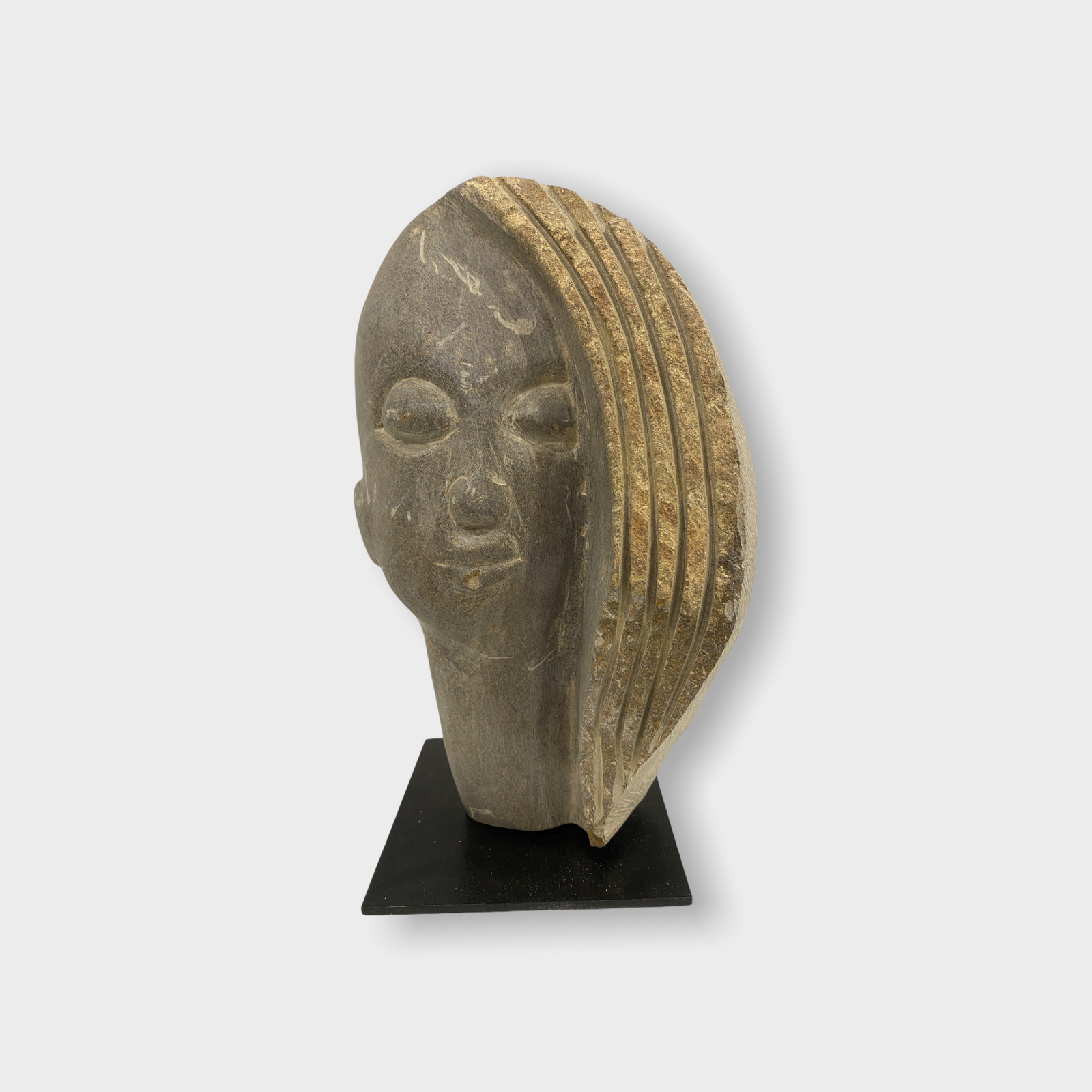 Stone head sculpture by Rizimu Chiwawa Zimbabwe (3003)