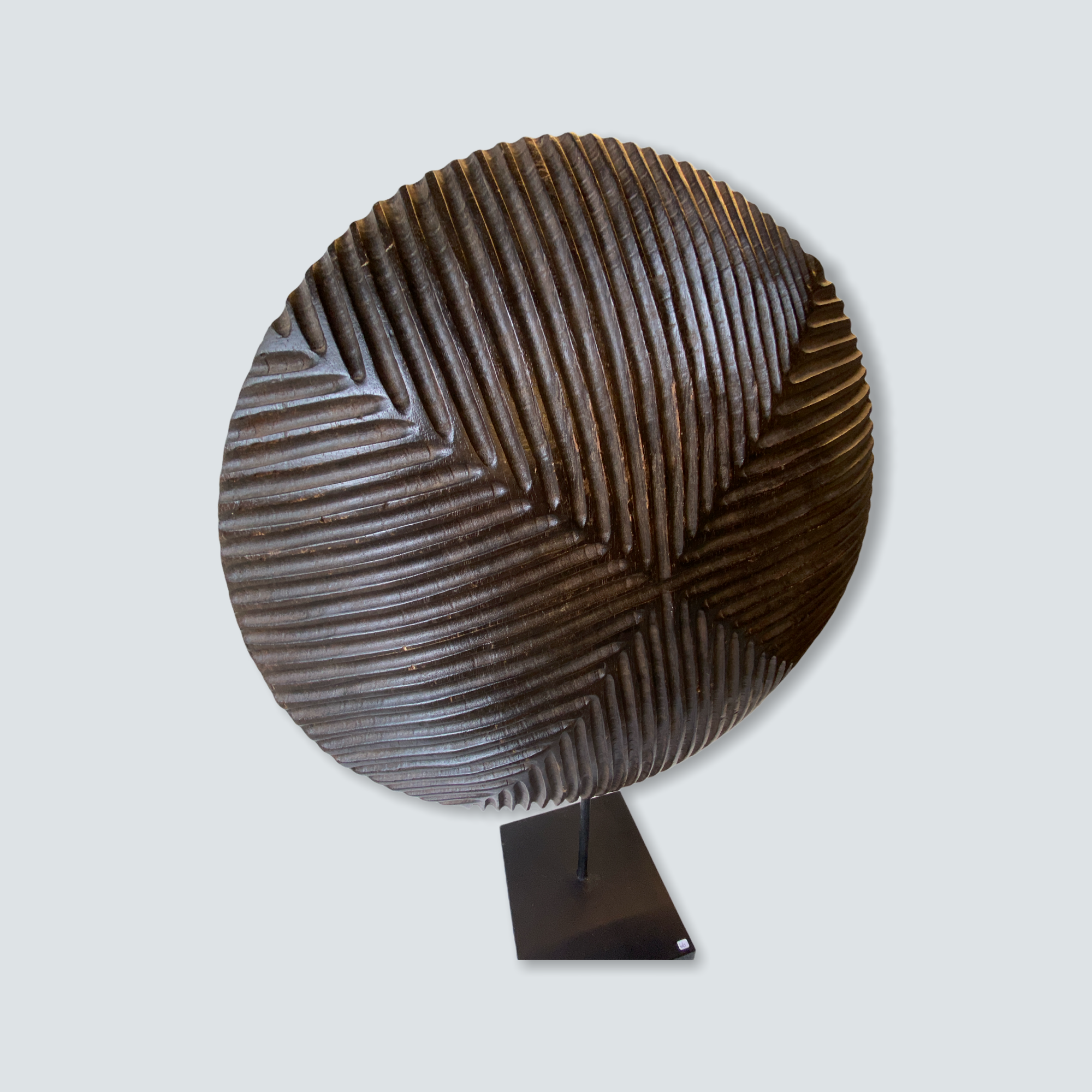 Cameroon Wooden Shield - L (08)