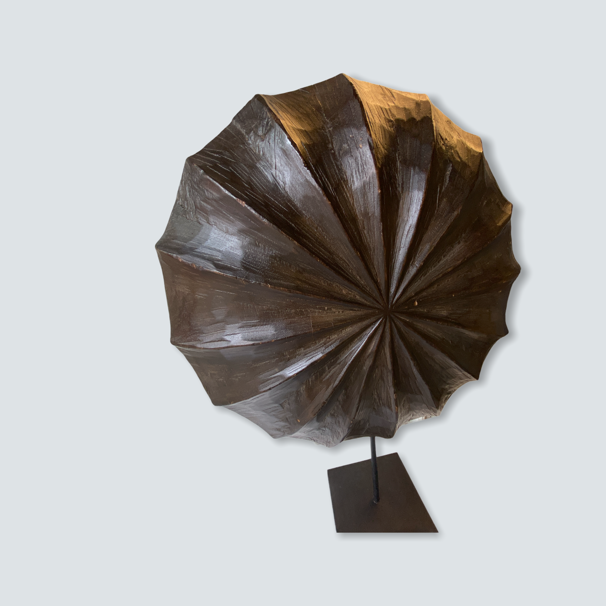 Cameroon Wooden Shield - L (09)