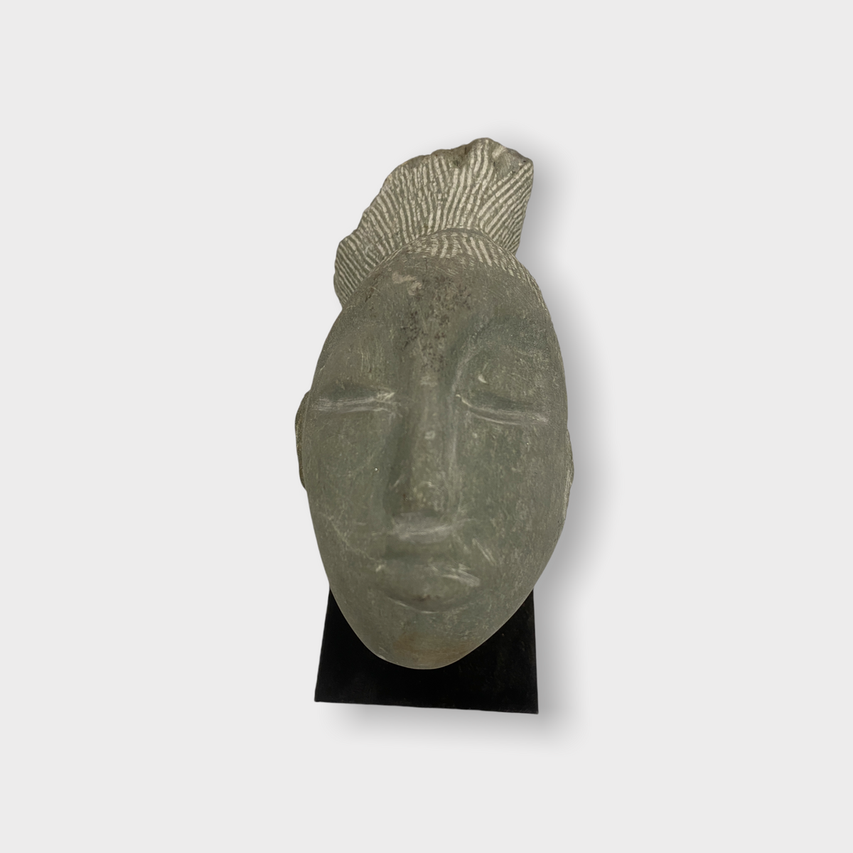 Stone head sculpture by Rizimu Chiwawa Zimbabwe (3008)
