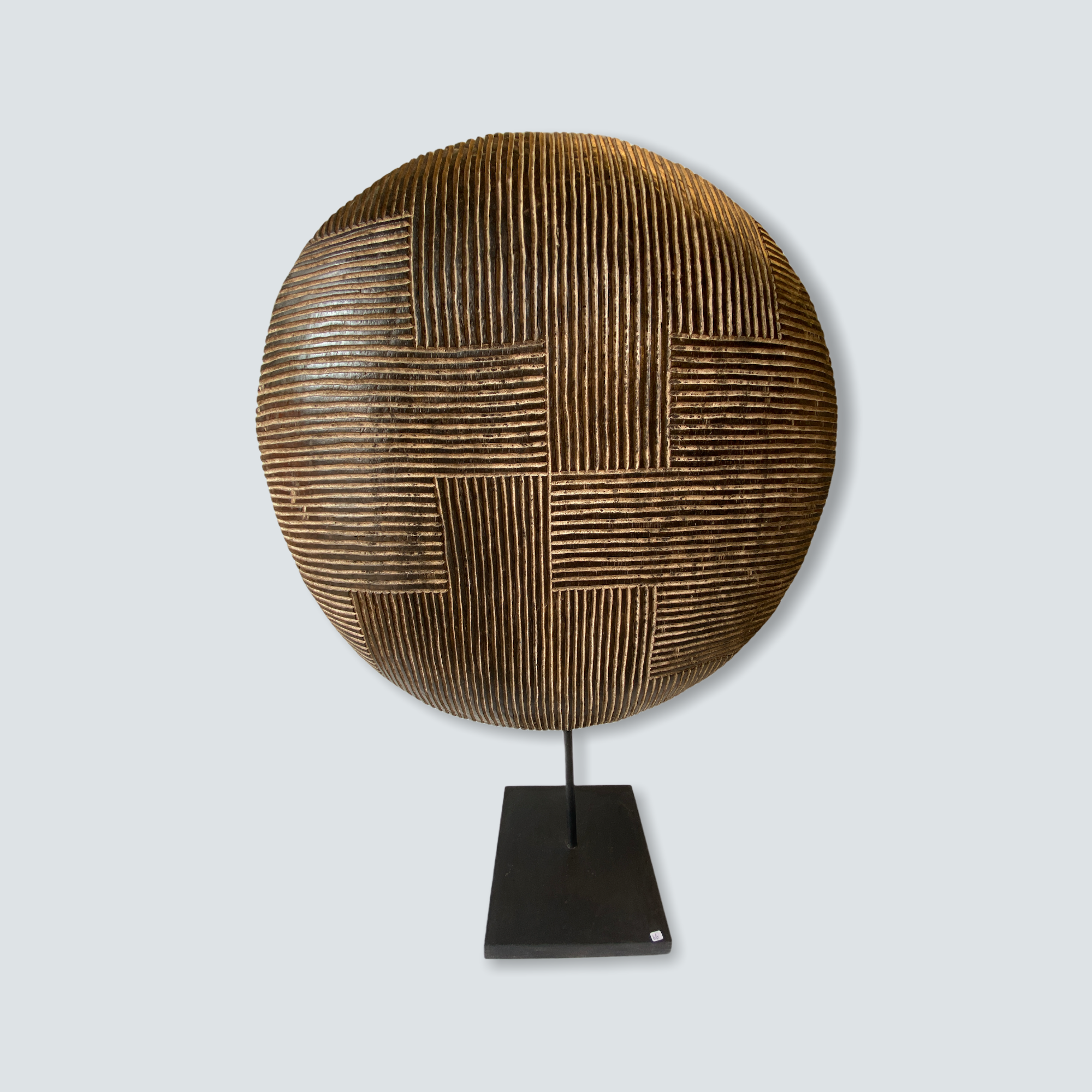 Cameroon Wooden Shield - L (05)