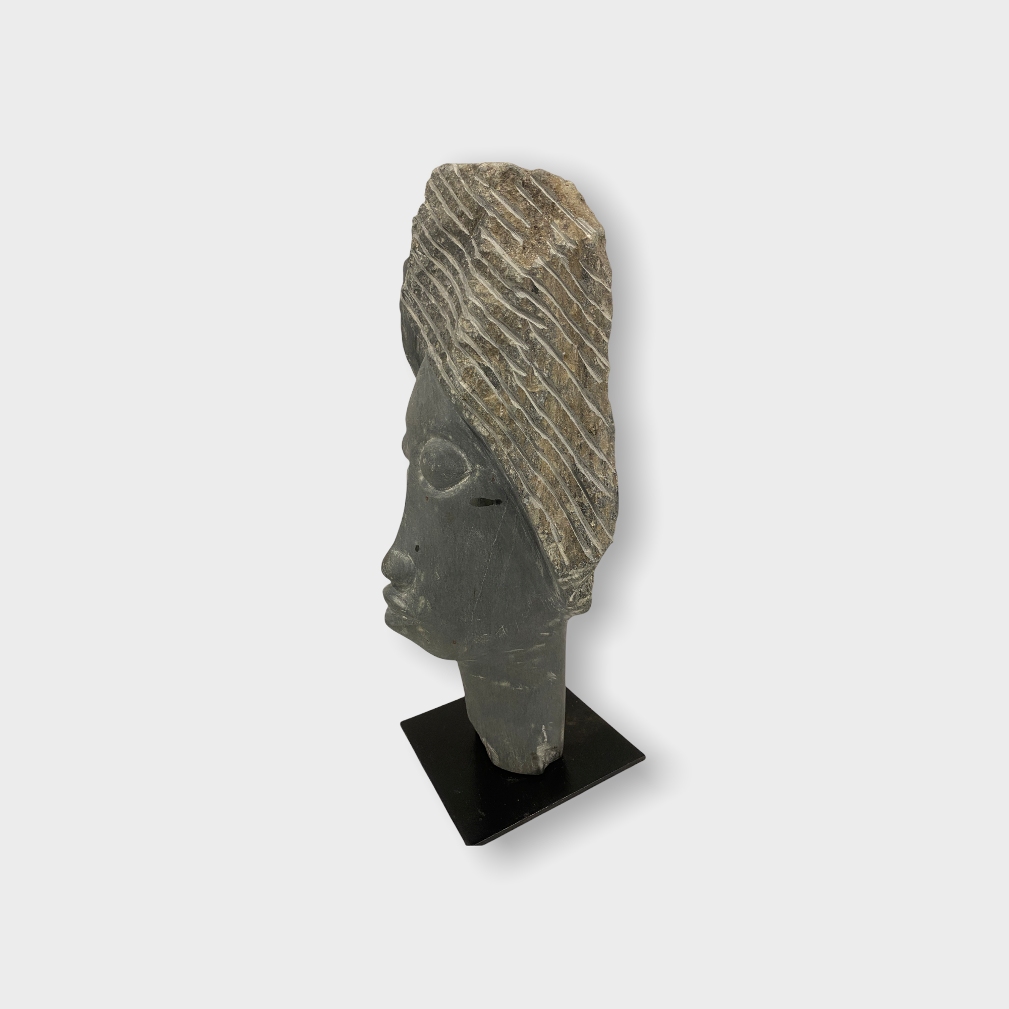 Stone head sculpture by Rizimu Chiwawa Zimbabwe (3113)