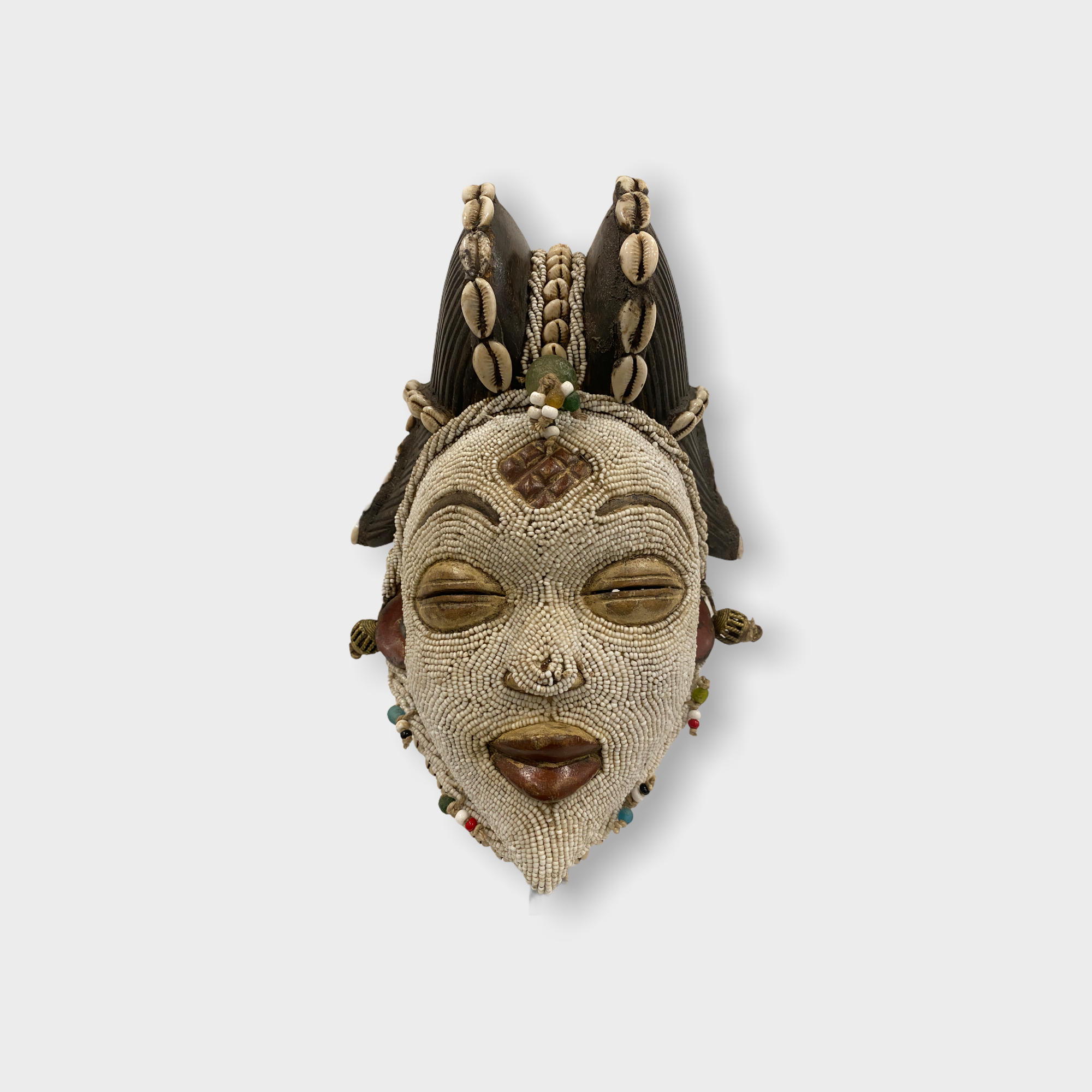 Punu Mask - beaded - Gabon (108.3)