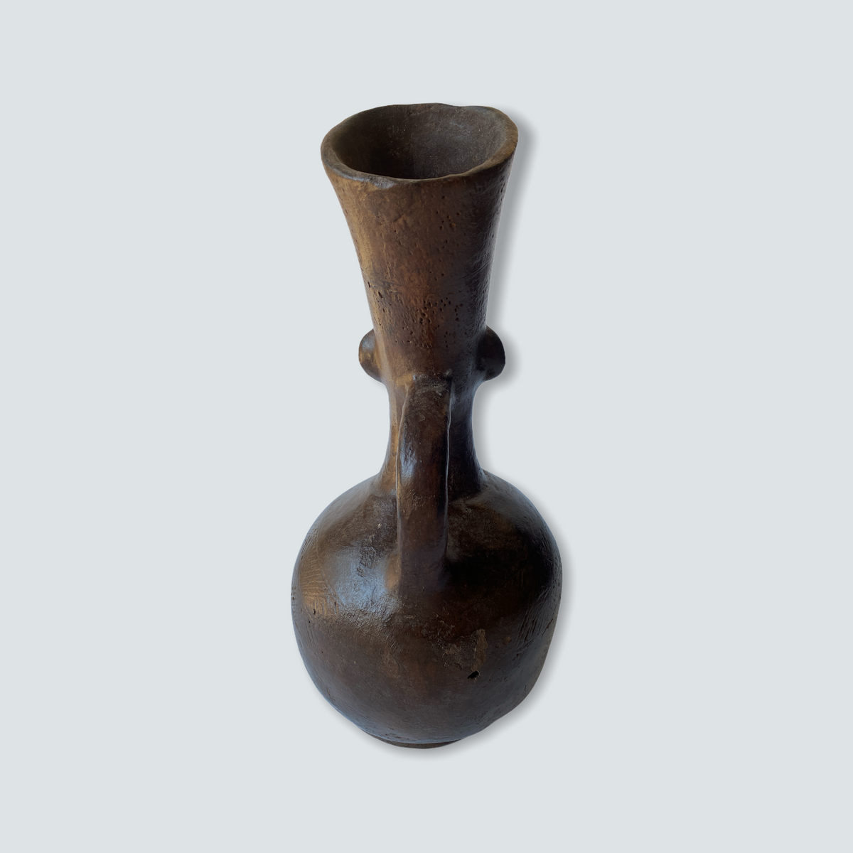 Mangbetu figural clay pot