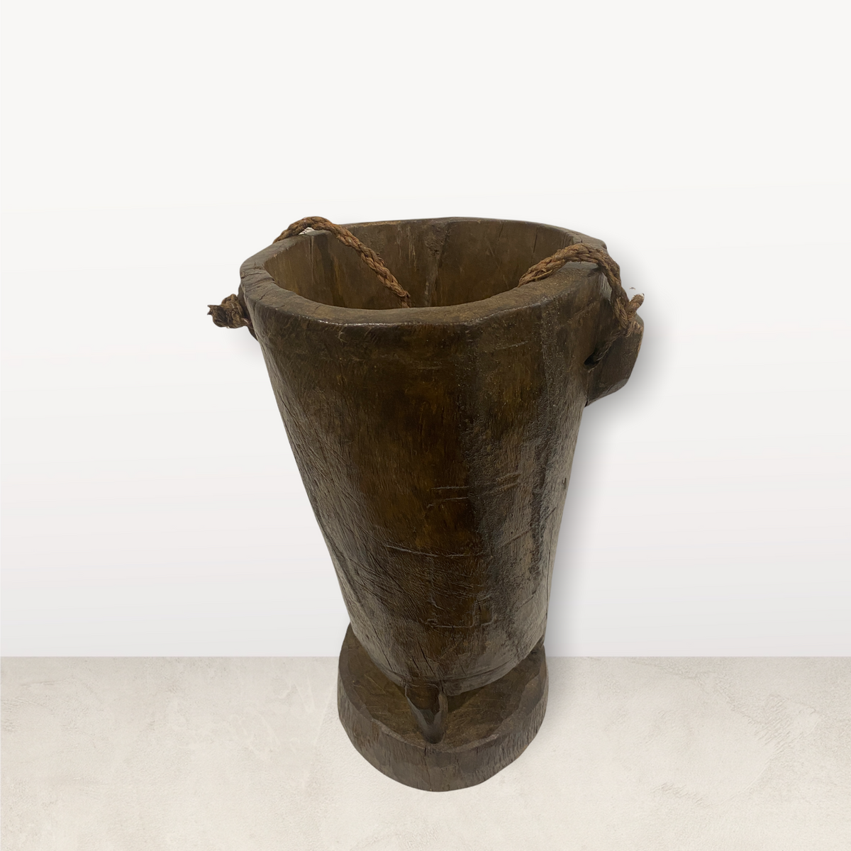 Lozi milk jug - Zambia (174.1)