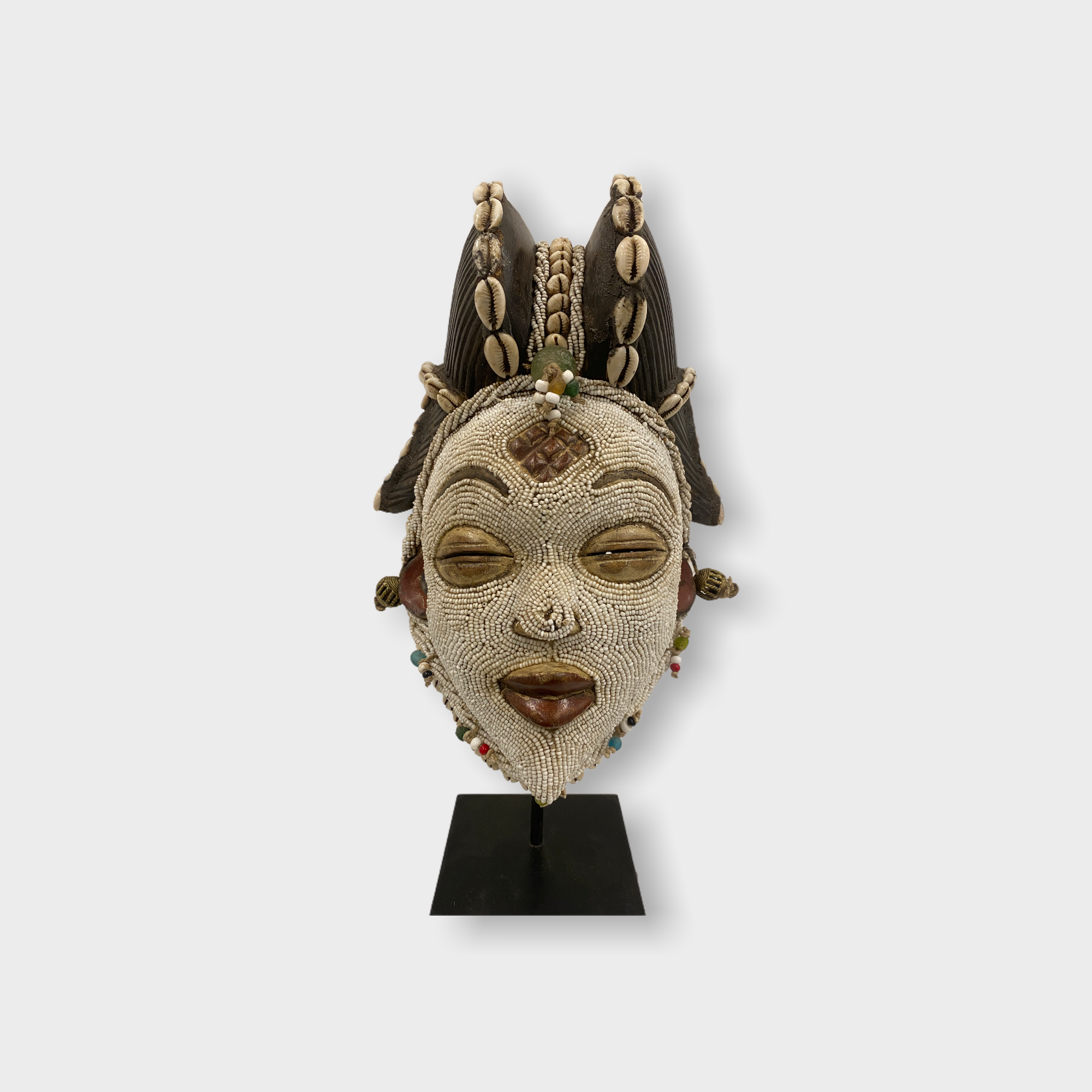 Punu Mask - beaded - Gabon (108.3)